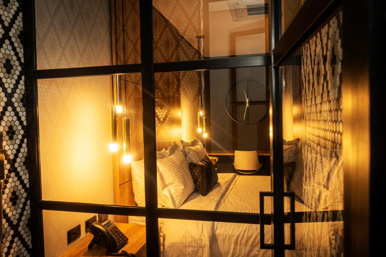 Cavalta By Bernalo Hotels Medellin Exterior photo A room at the hotel