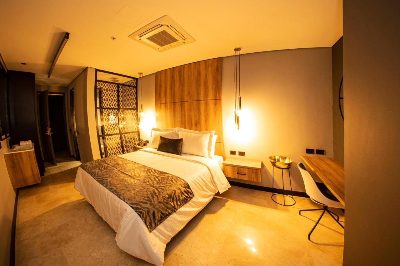 Cavalta By Bernalo Hotels Medellin Exterior photo Deluxe Room