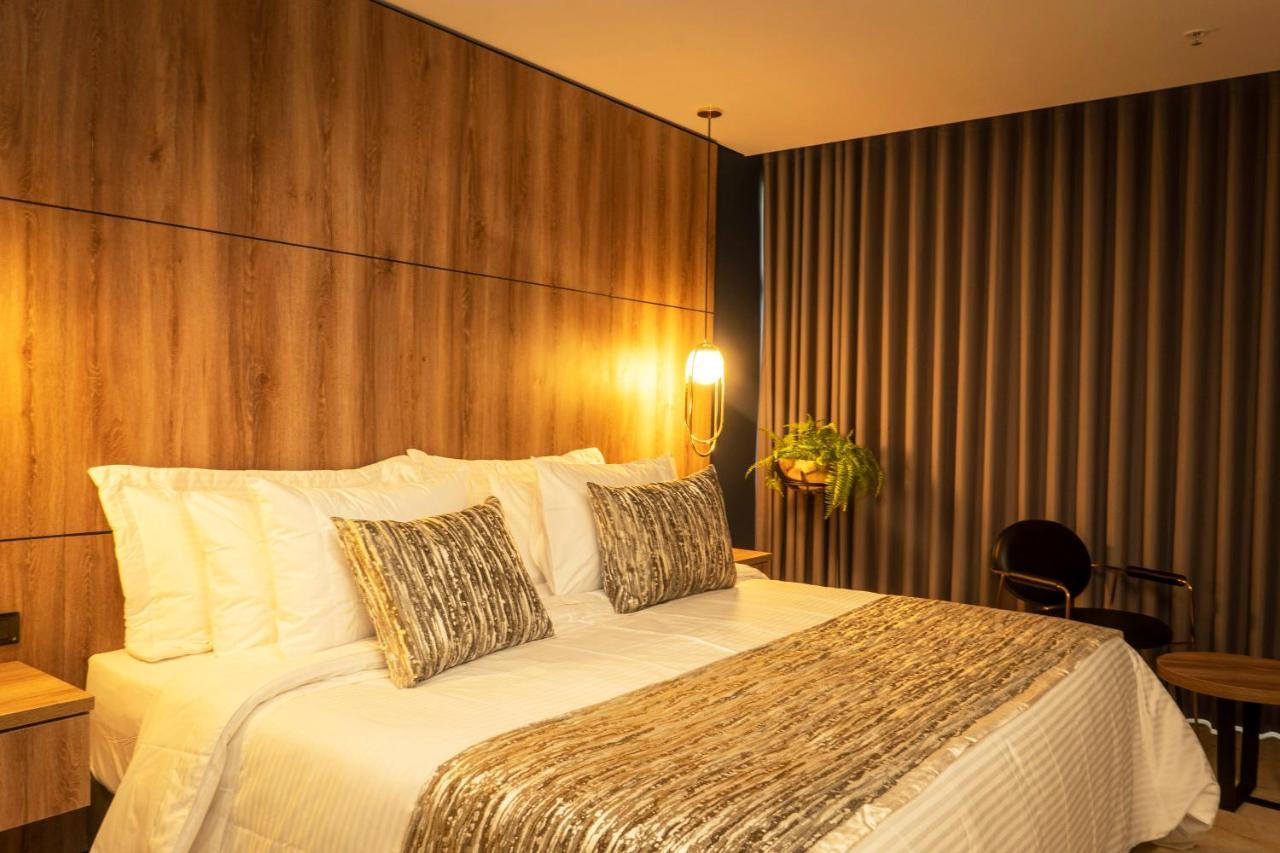 Cavalta By Bernalo Hotels Medellin Exterior photo A bedroom at the hotel