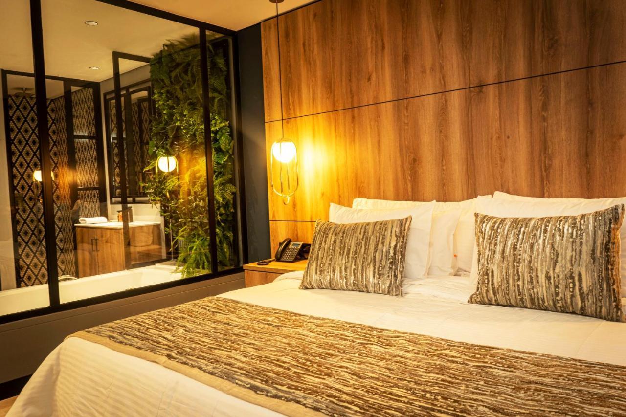 Cavalta By Bernalo Hotels Medellin Exterior photo A room at the hotel