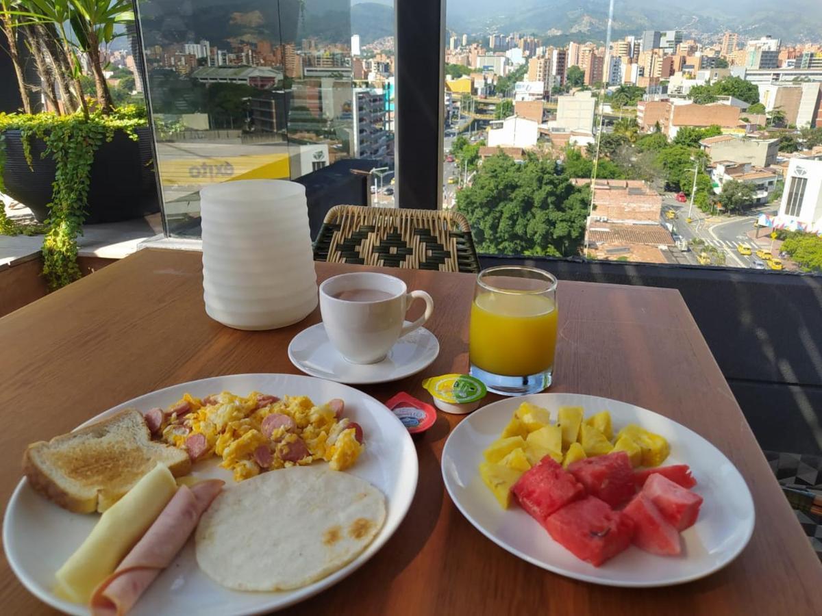 Cavalta By Bernalo Hotels Medellin Exterior photo A breakfast in Bogotá, Colombia